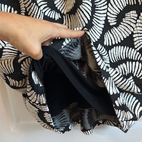 Maeve by Anthropologie shift dress with puff sleeves size M excellent condition - Picture 7 of 8